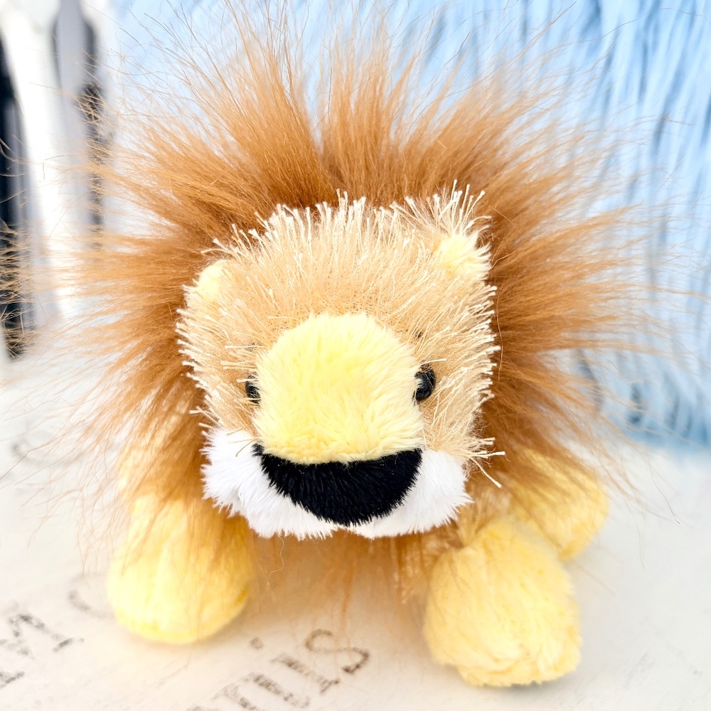 WEBKINZ Lil" Kinz, Lion, Ganz, Stuffed Animal, Plush, Nice Condition, NO CODE - Picture 3 of 12